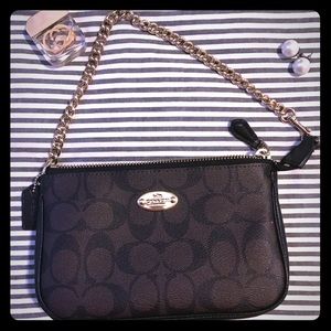 Coach Clutch LIKE NEW**